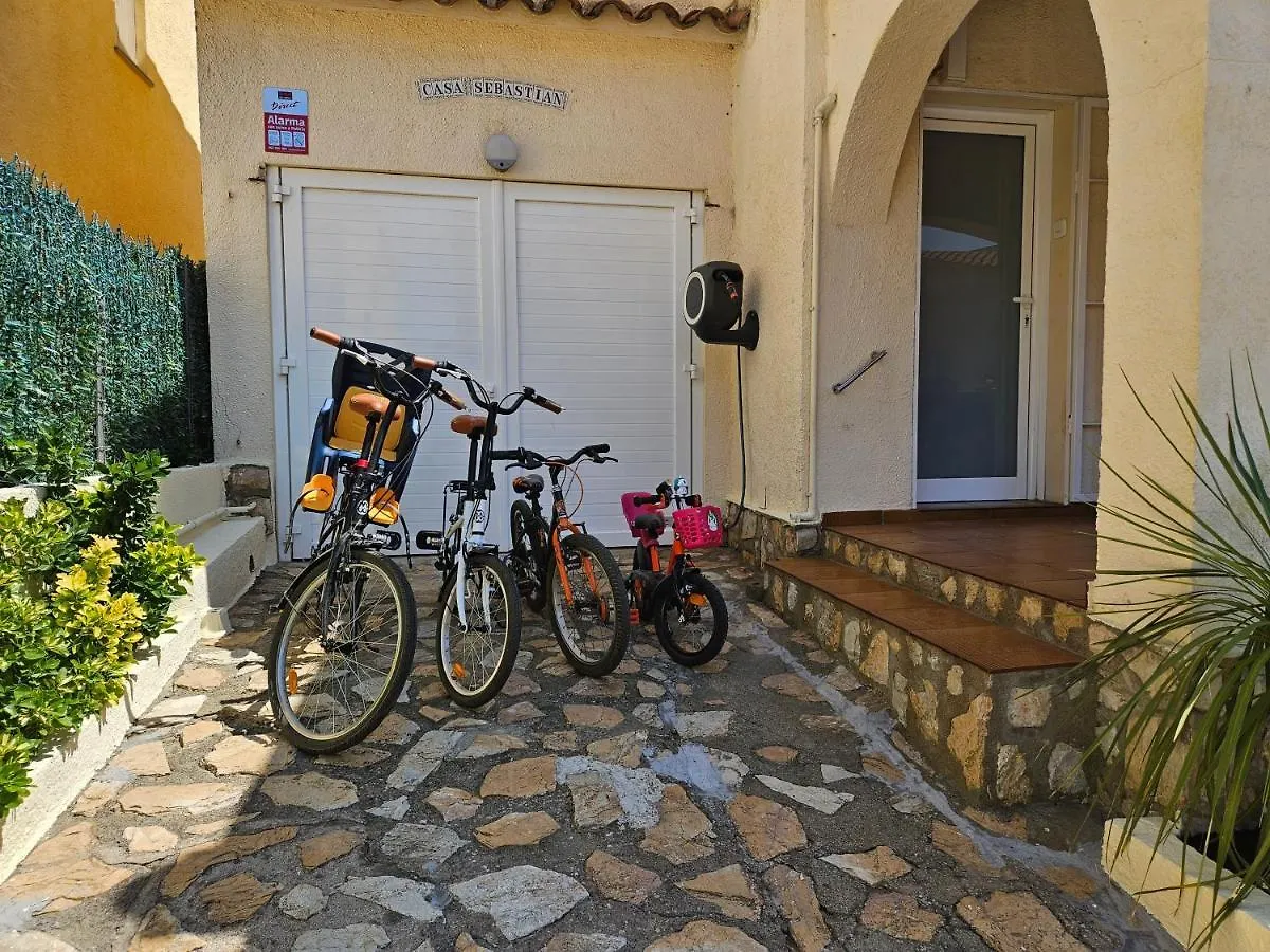 Villa Casa Sebastian à L' Escala Hébergement de vacances