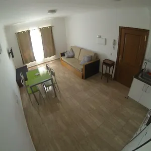 https://apartamento-luminoso-a-200m-de-lagos-de-cotillo.in-canary-islands.com
